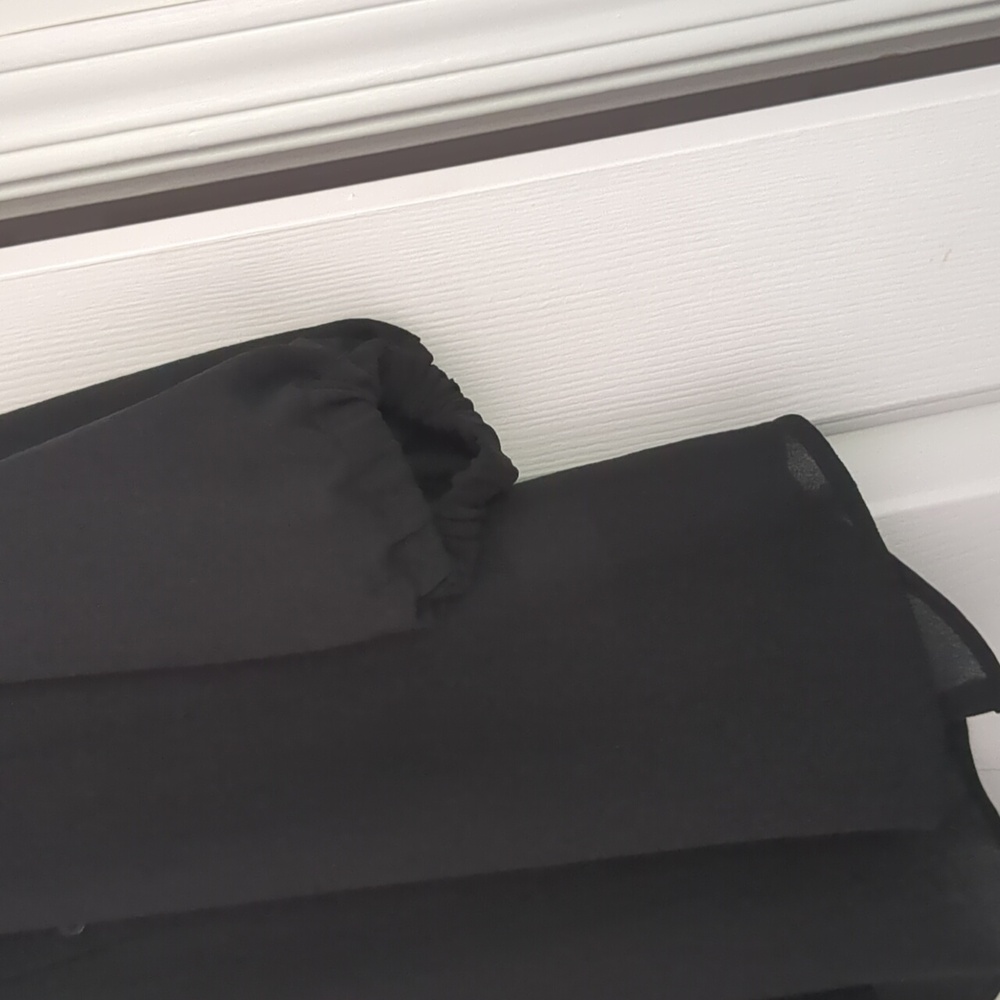 Black Express top - Picture 3 of 4